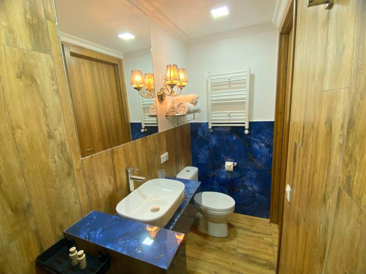 Hotel Orange Kutaisi Exterior photo